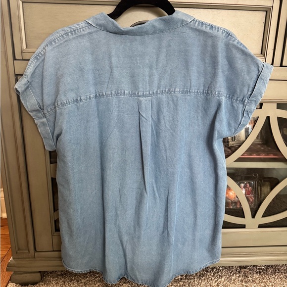 Lucky Brand Casual Blue Button-Up Women’s Top - Picture 5 of 5